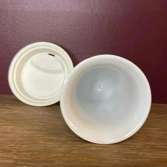 Starbucks 2010 Ceramic Tumbler with Silicone Lid EUC - Picture 4 of 6